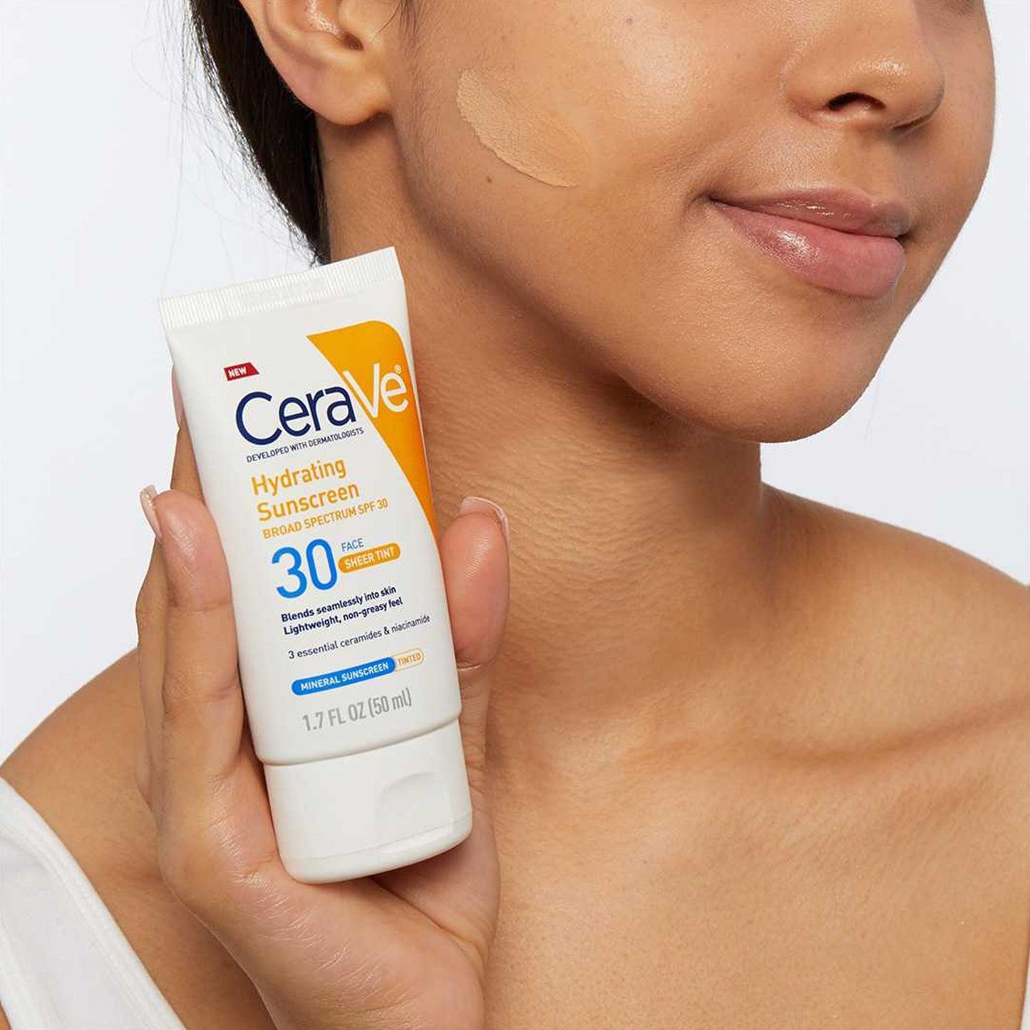 CeraVe Hydrating Mineral Face Sunscreen Spf 30 150ml - TheSkinFit
