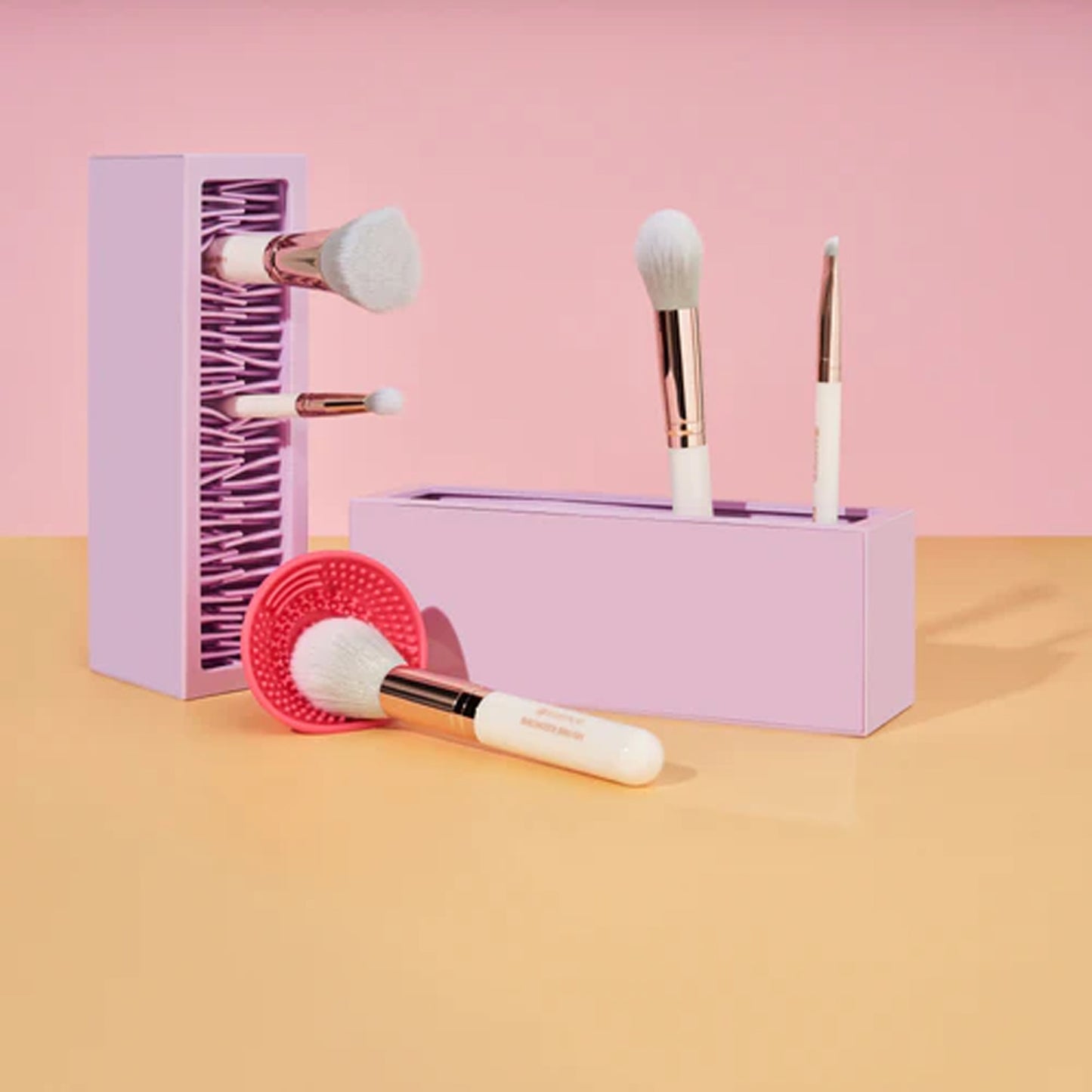 Essence Brush Cleaning Set