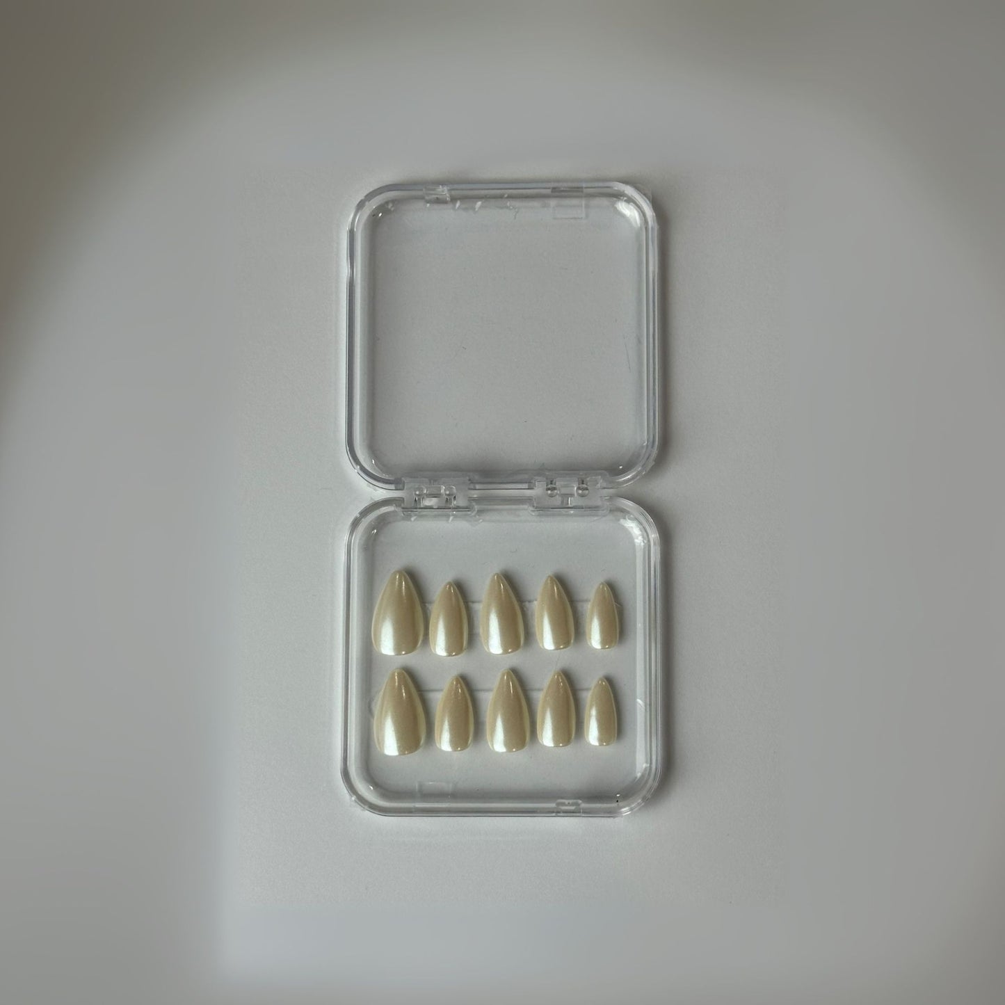 Pearl Glow Nail Set