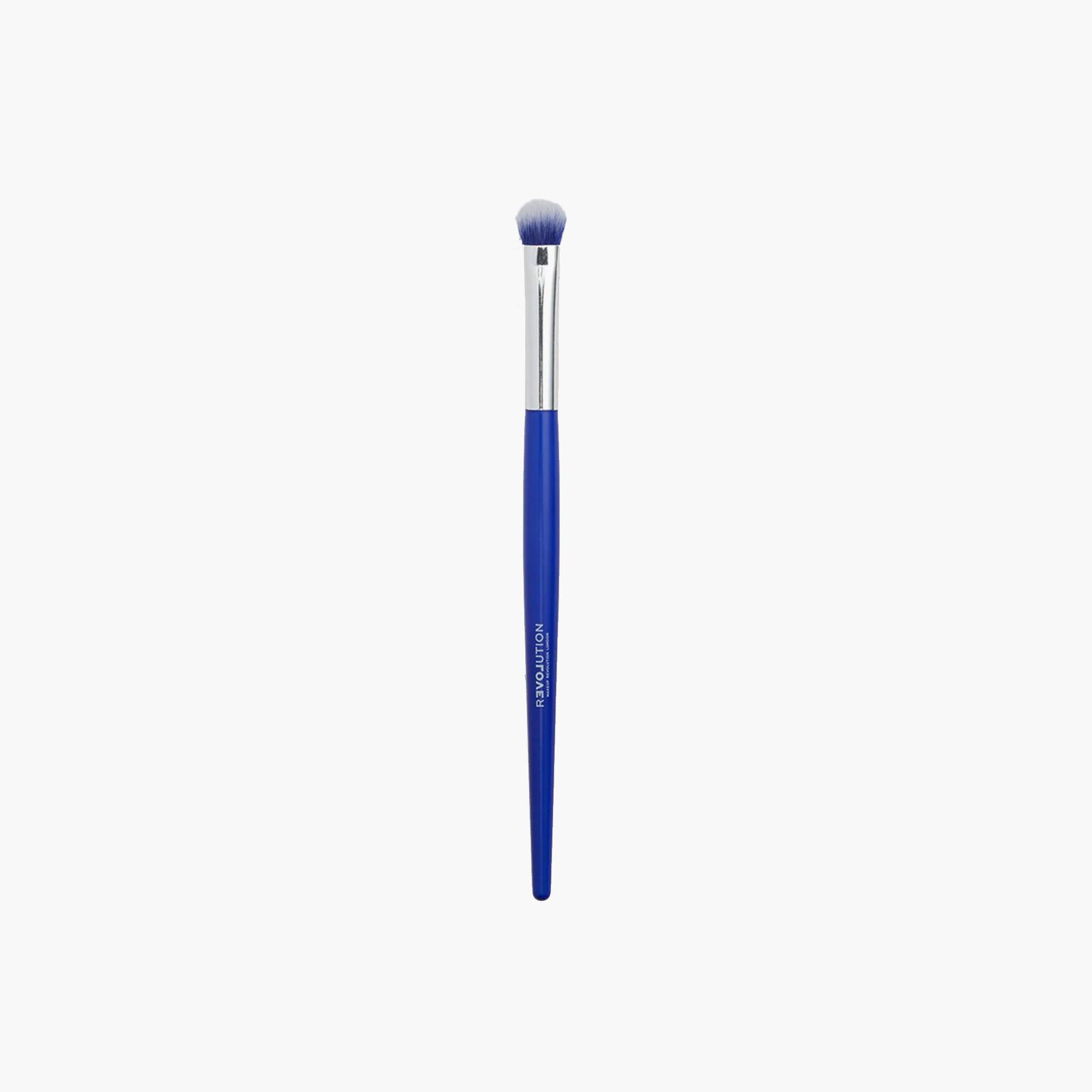 Revolution Relove Eye Fluffy Blending Brush 1 Piece