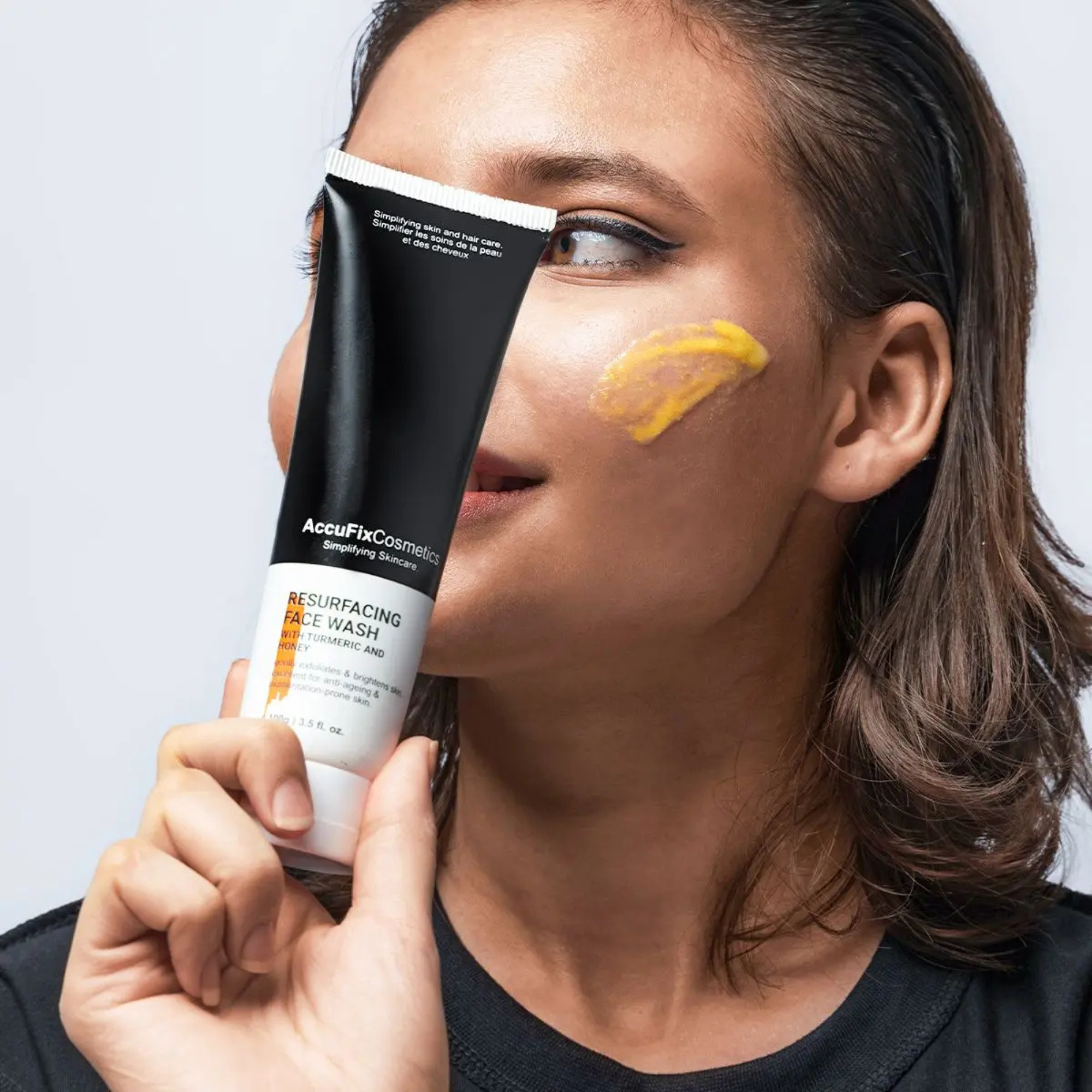 AccuFix Cosmetics Resurfacing Face Wash with turmeric & honey