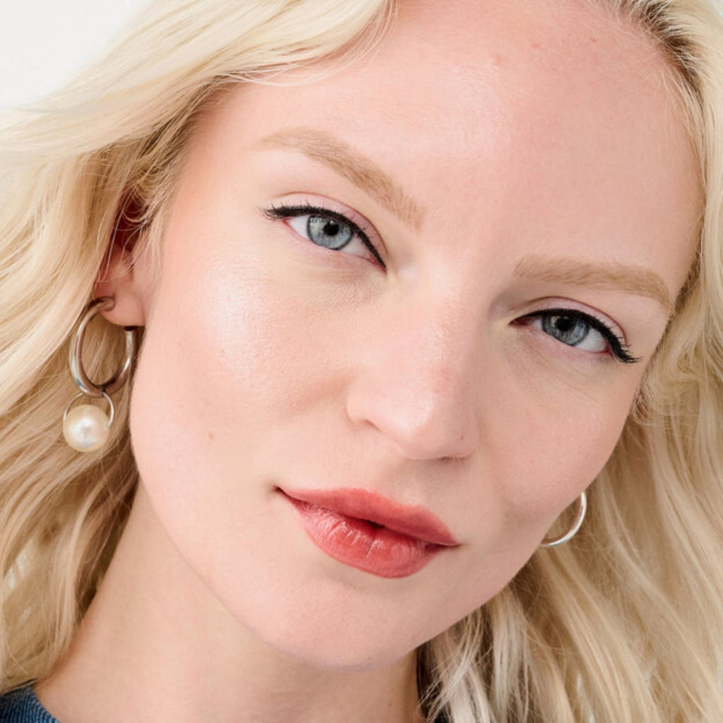 benefit cookie golden pearl highlighter 8gm price in pakistan