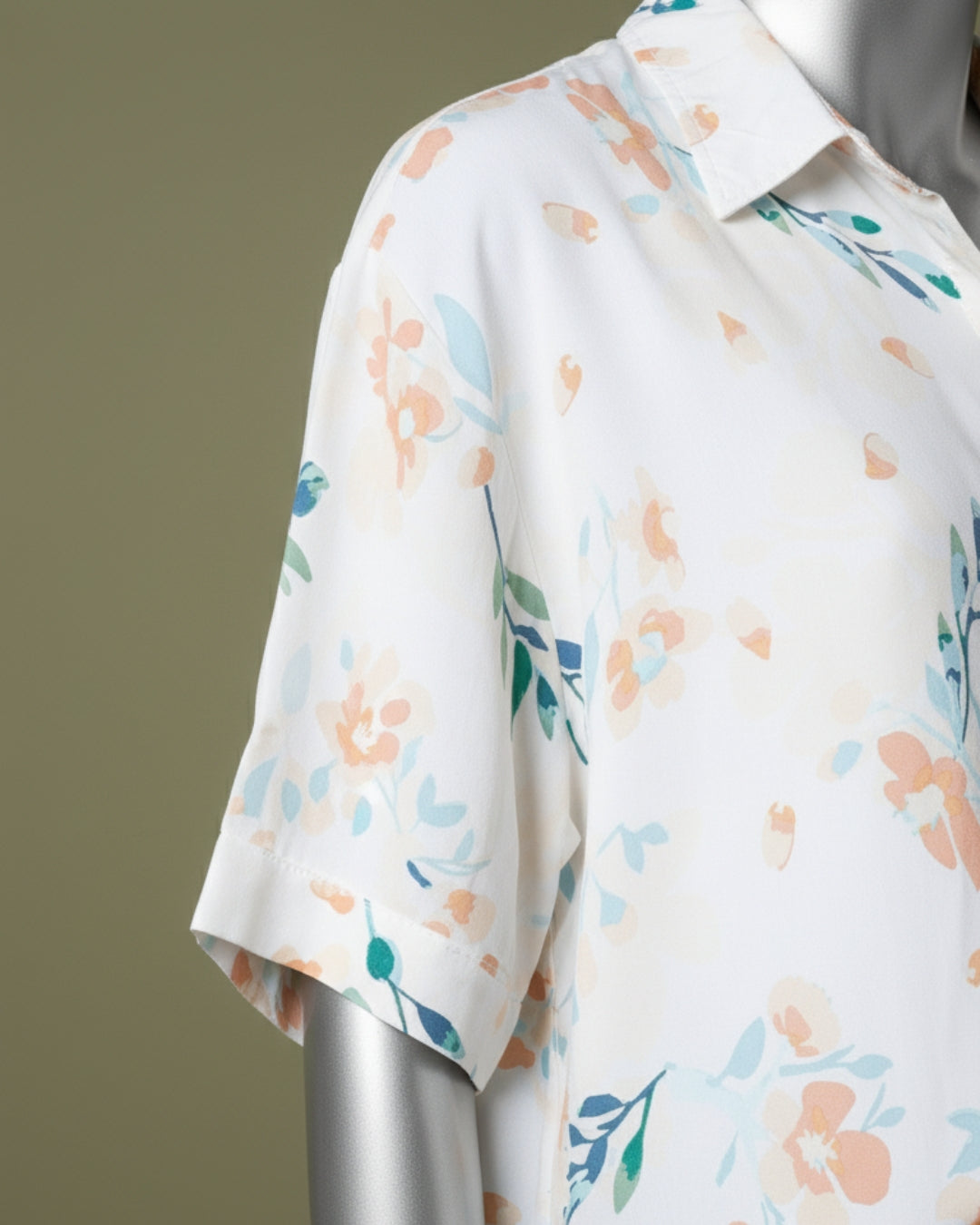 Loom Pakistan Bloom (Three-Quarter Sleeve) 01
