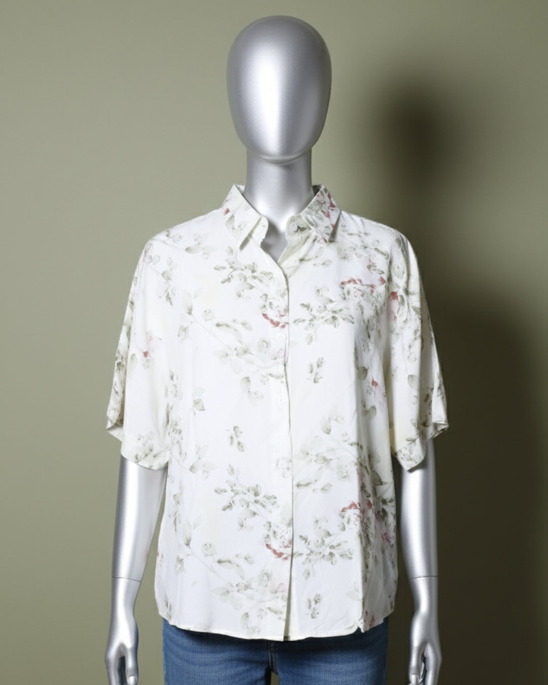 Loom Pakistan Bloom (Three-Quarter Sleeve) 02