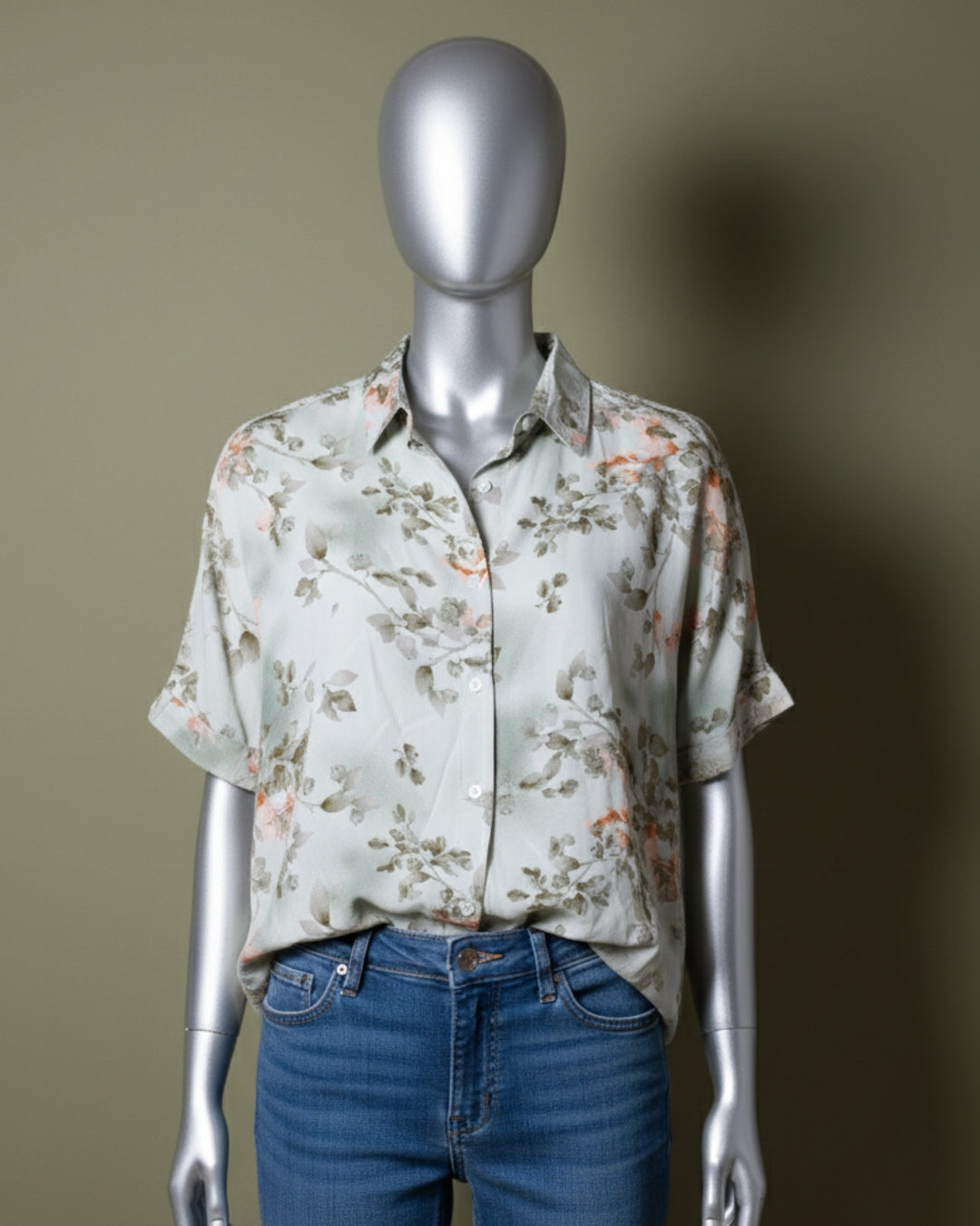 Loom Pakistan Bloom (Three-Quarter Sleeve) 06