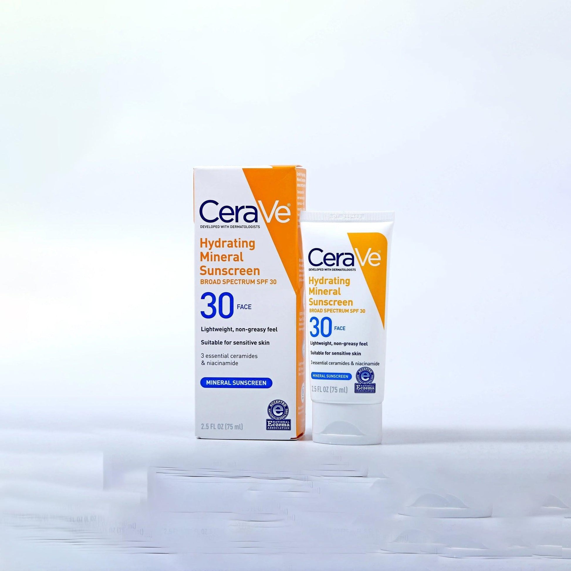 CeraVe Hydrating Mineral Sunscreen SPF30 Face Lotion 75ml - TheSkinFit