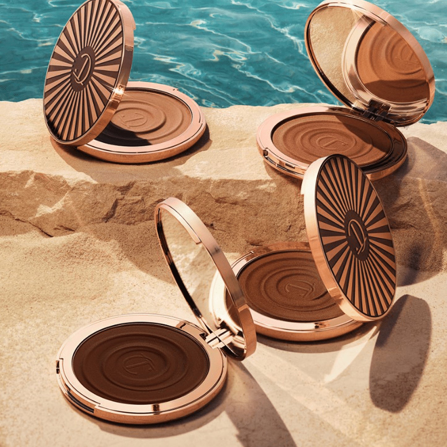 Charlotte Tilbury Beautiful Skin Sun-Kissed Glow Cream Bronzer Medium 21gm