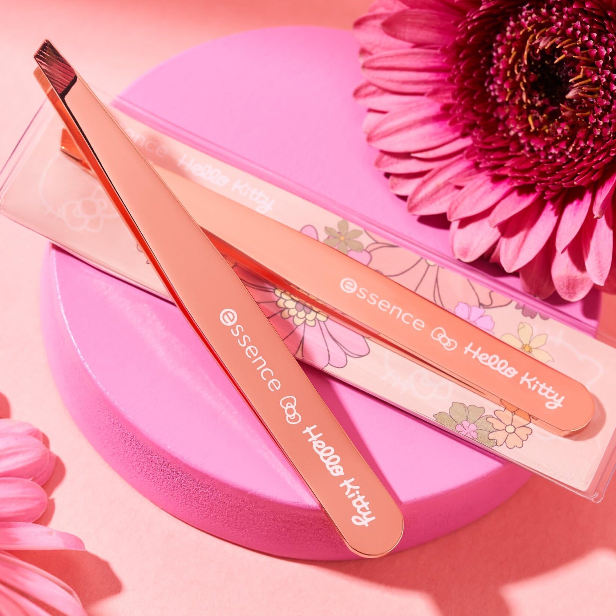 Essence Hello Kitty Tweezer 01 Be Kind To Yourself 1 Piece