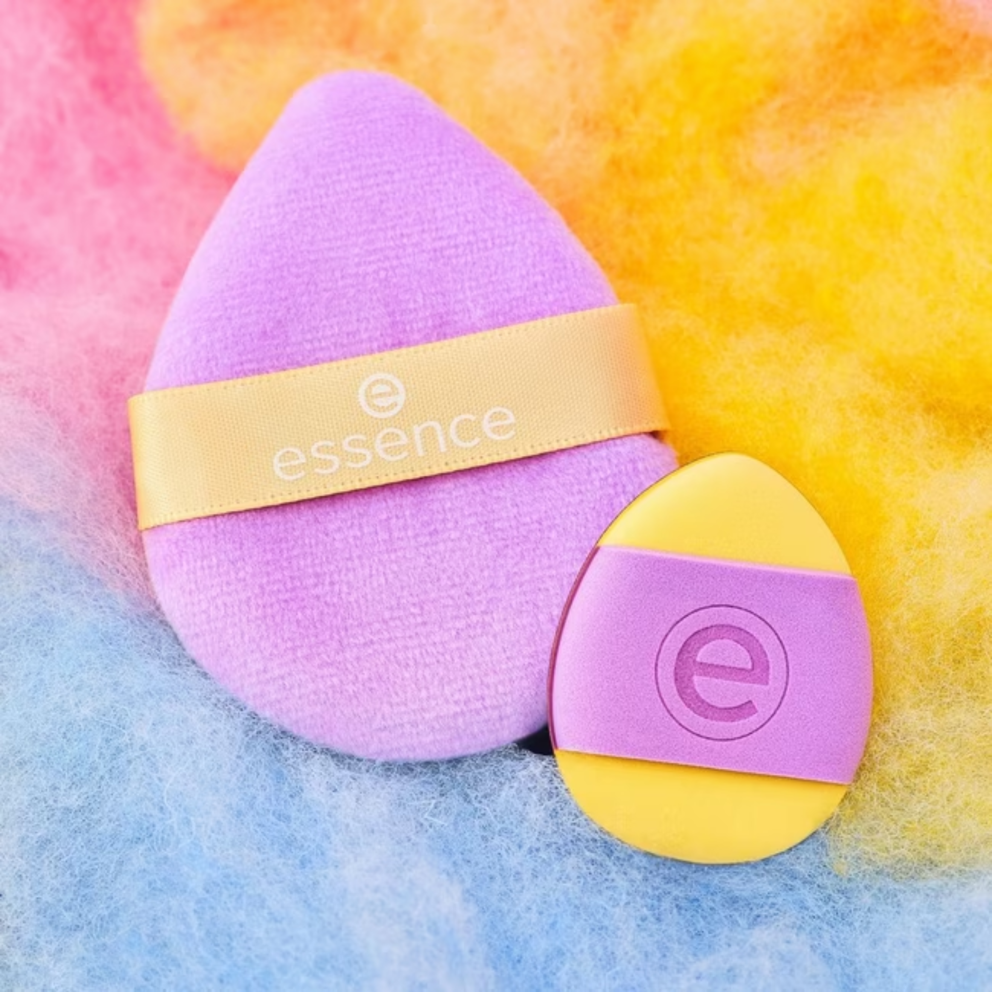 Essence WHAT THE FLUFF Powder Puff
