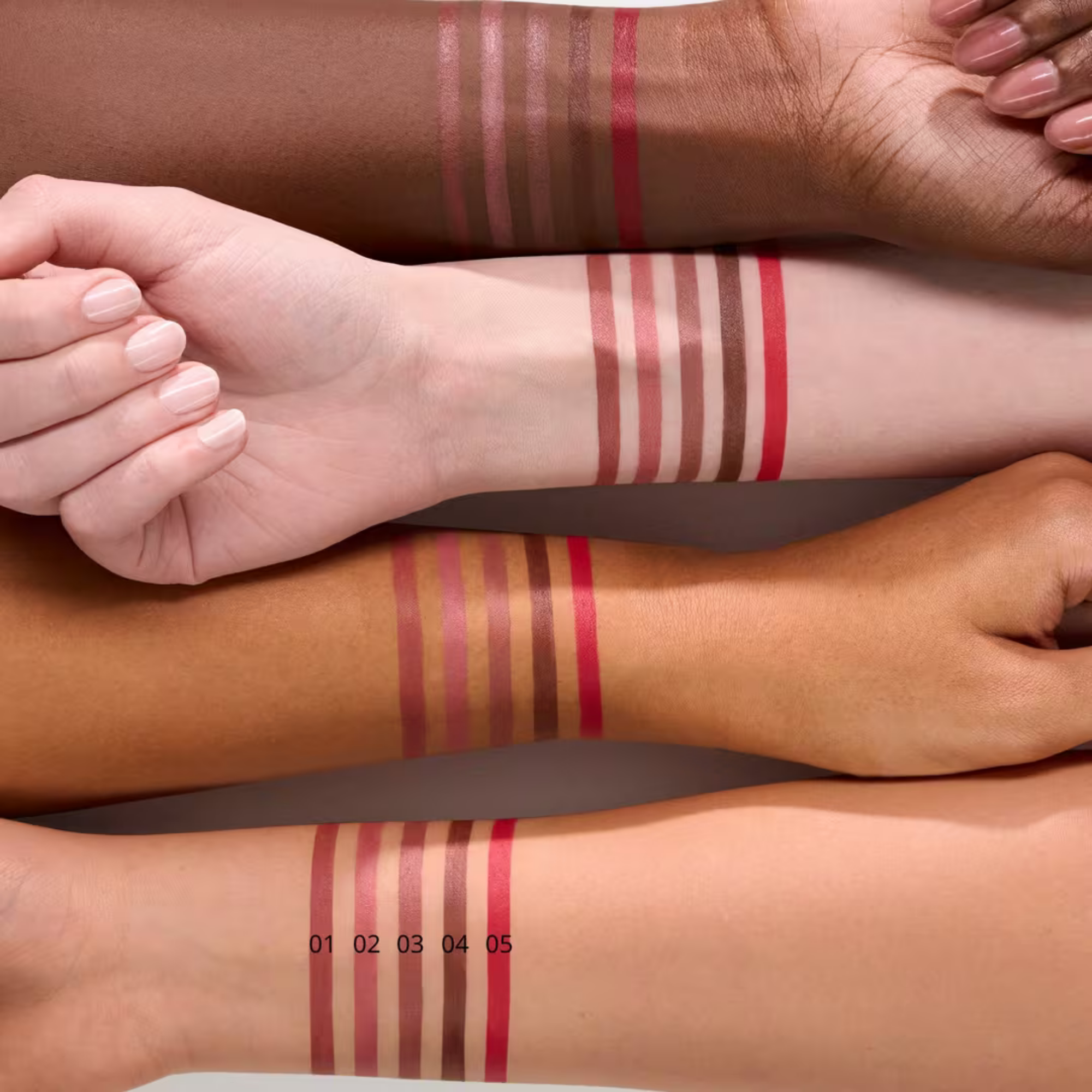 Essence POUTline Soft Glide Lip Pencil