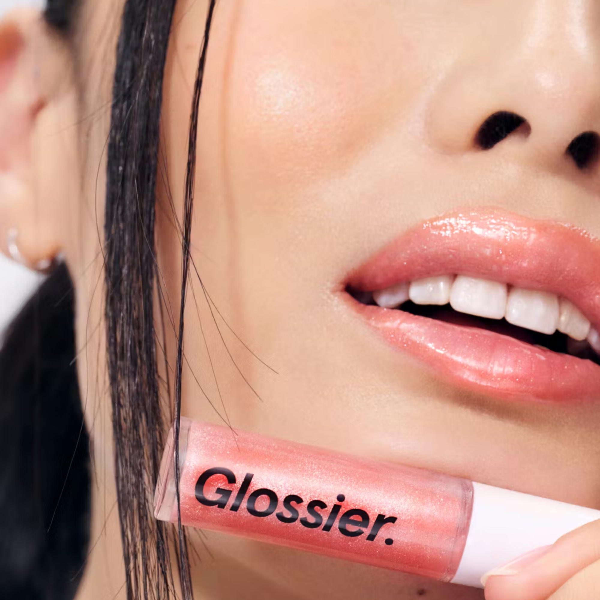 Glossier Lip Gloss 4.2ml how to use
