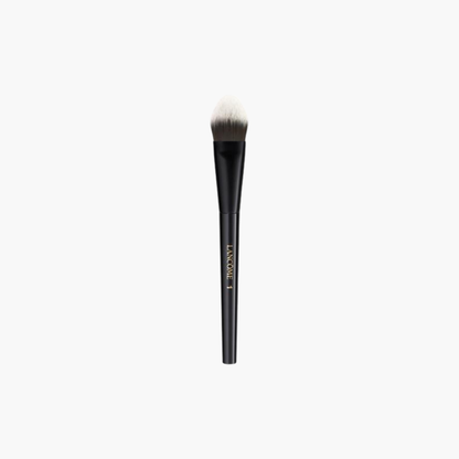 Lancome Full Flat Brush 01