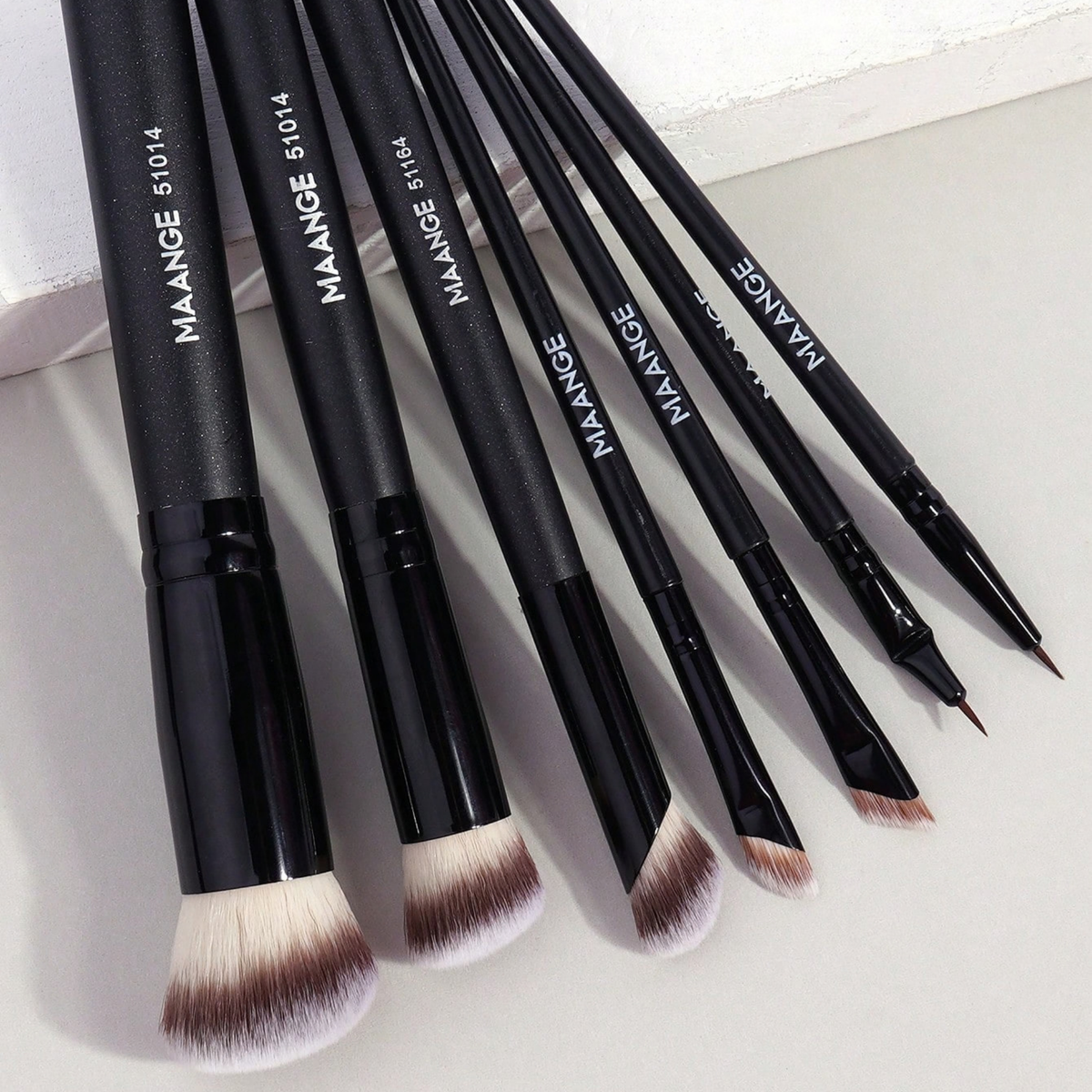 MAANGE Professional Makeup Brush Set Black
