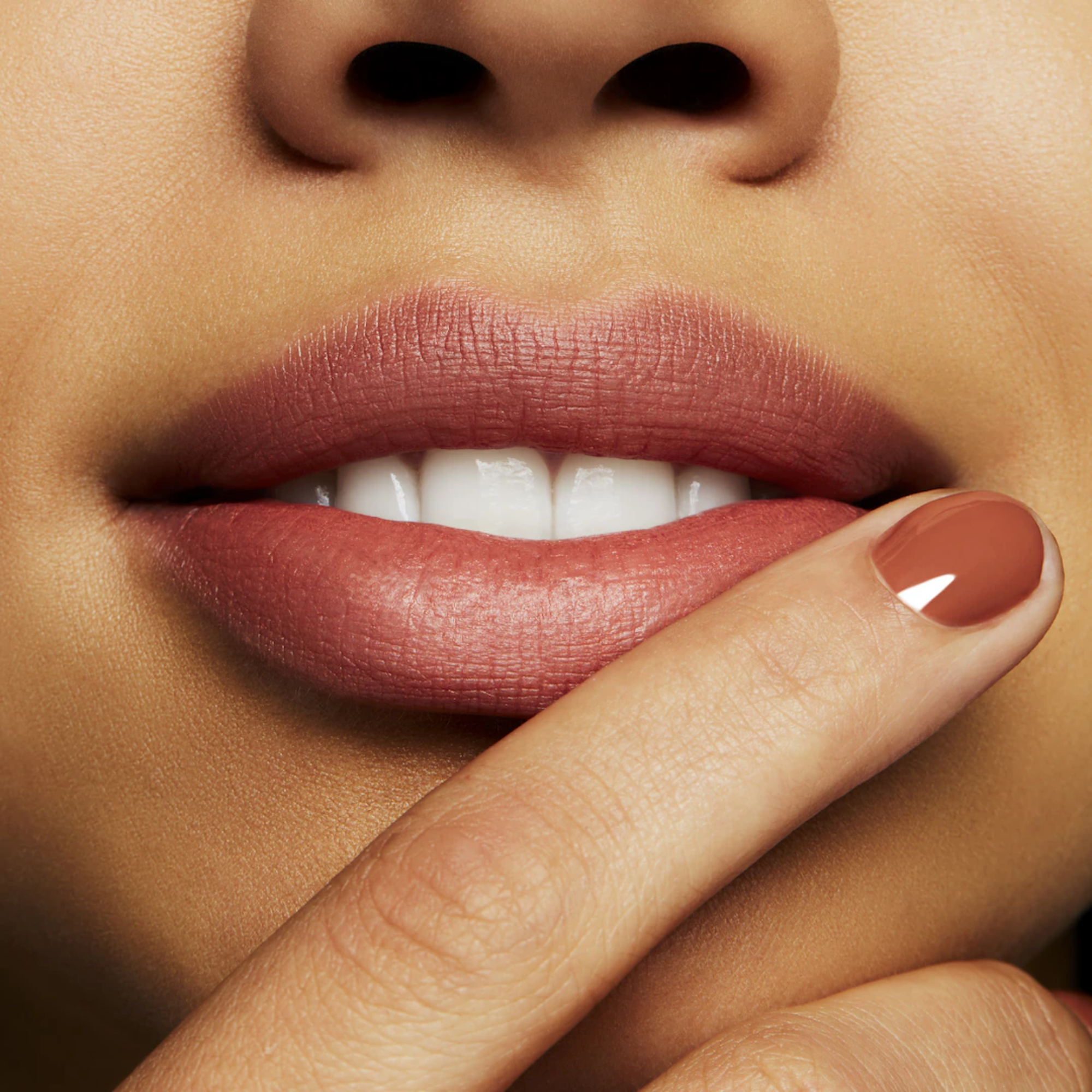 mac powder kiss lipstick 931 teddy 3gm in Pakistan