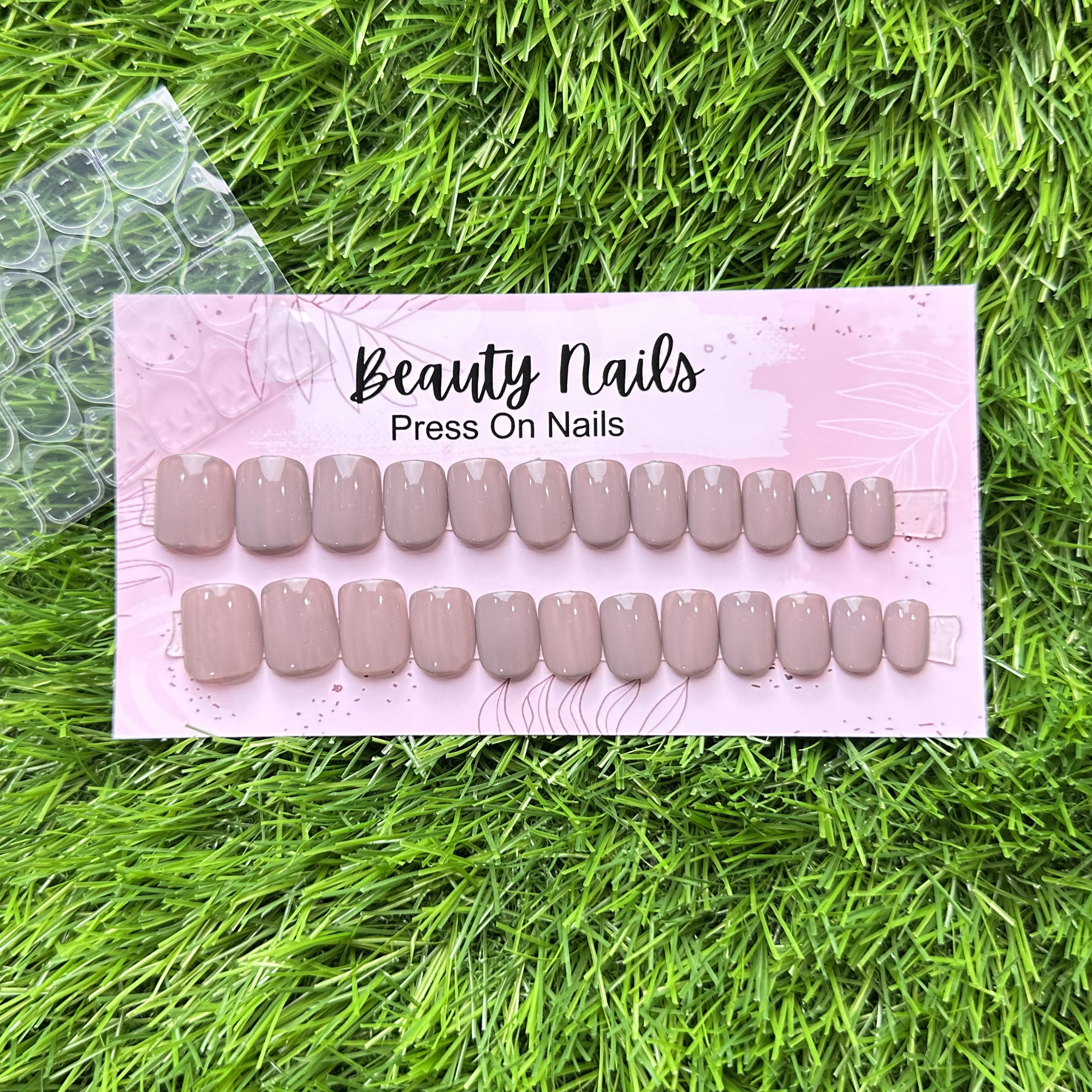 Beauty Nails Square Press On-Nails 24 Pieces