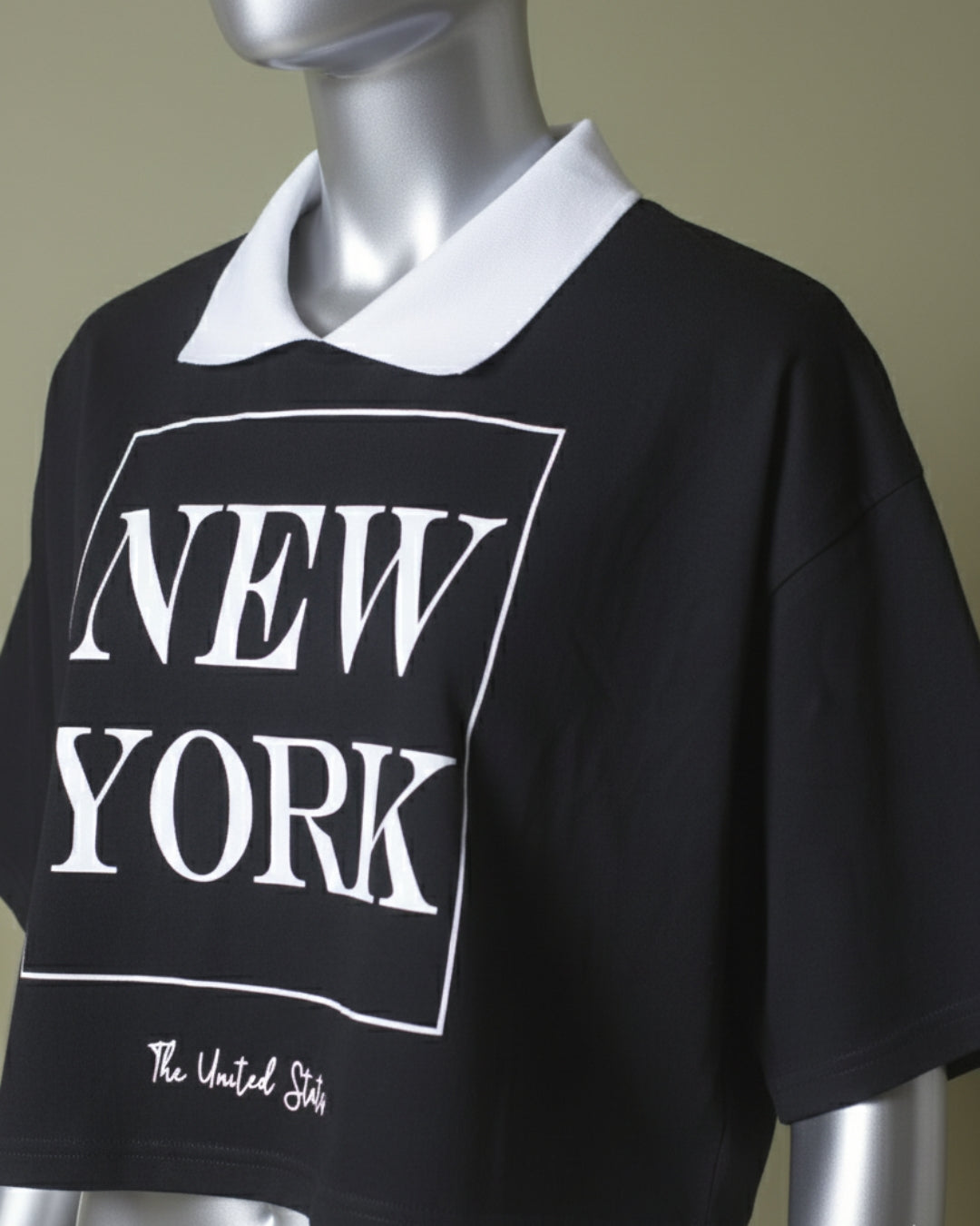 Loom Pakistan New York Crop Top Black