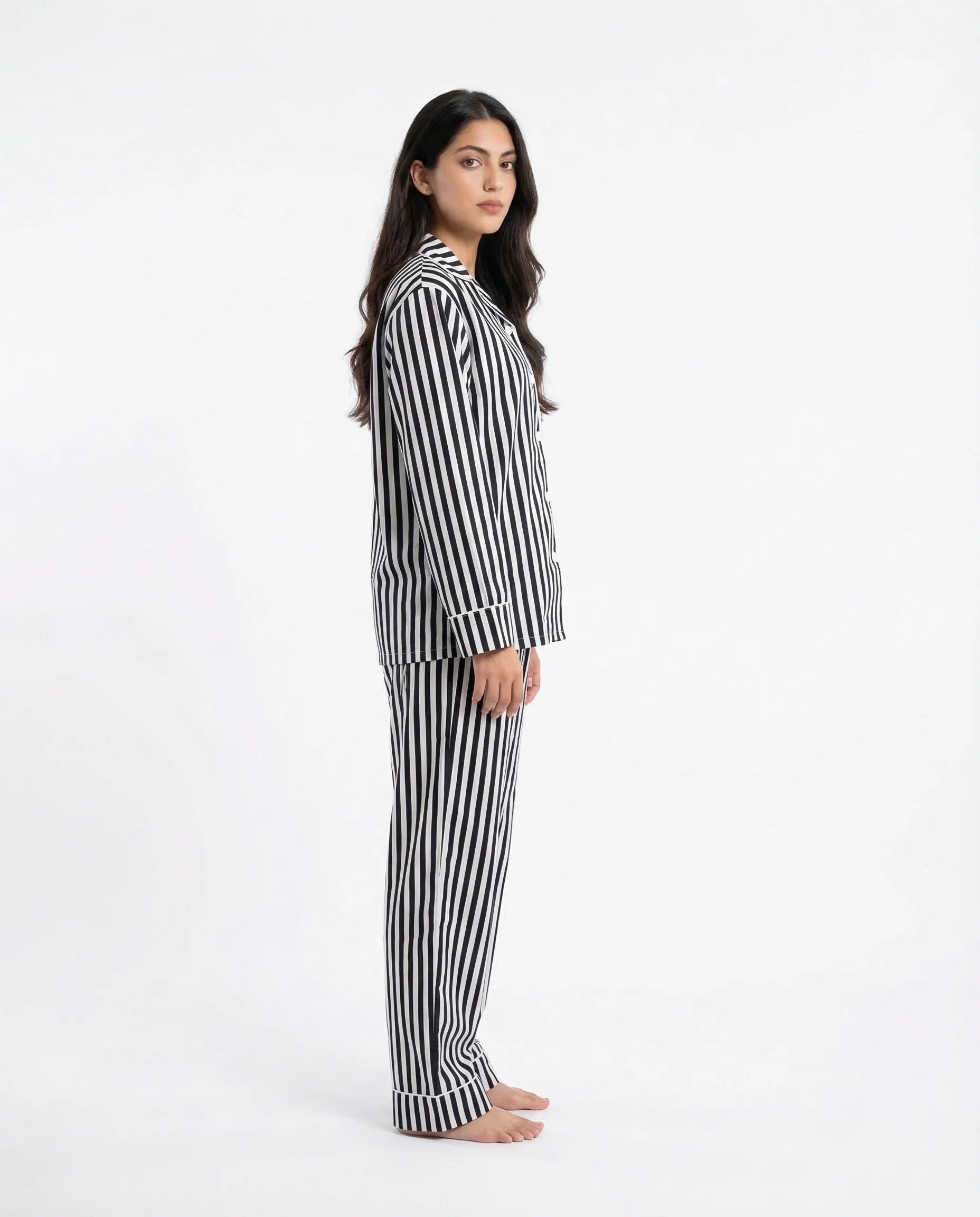 Sajiero Linen Pajama Suit Noir Chic Black