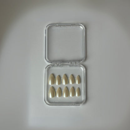Pearl Glow Nail Set
