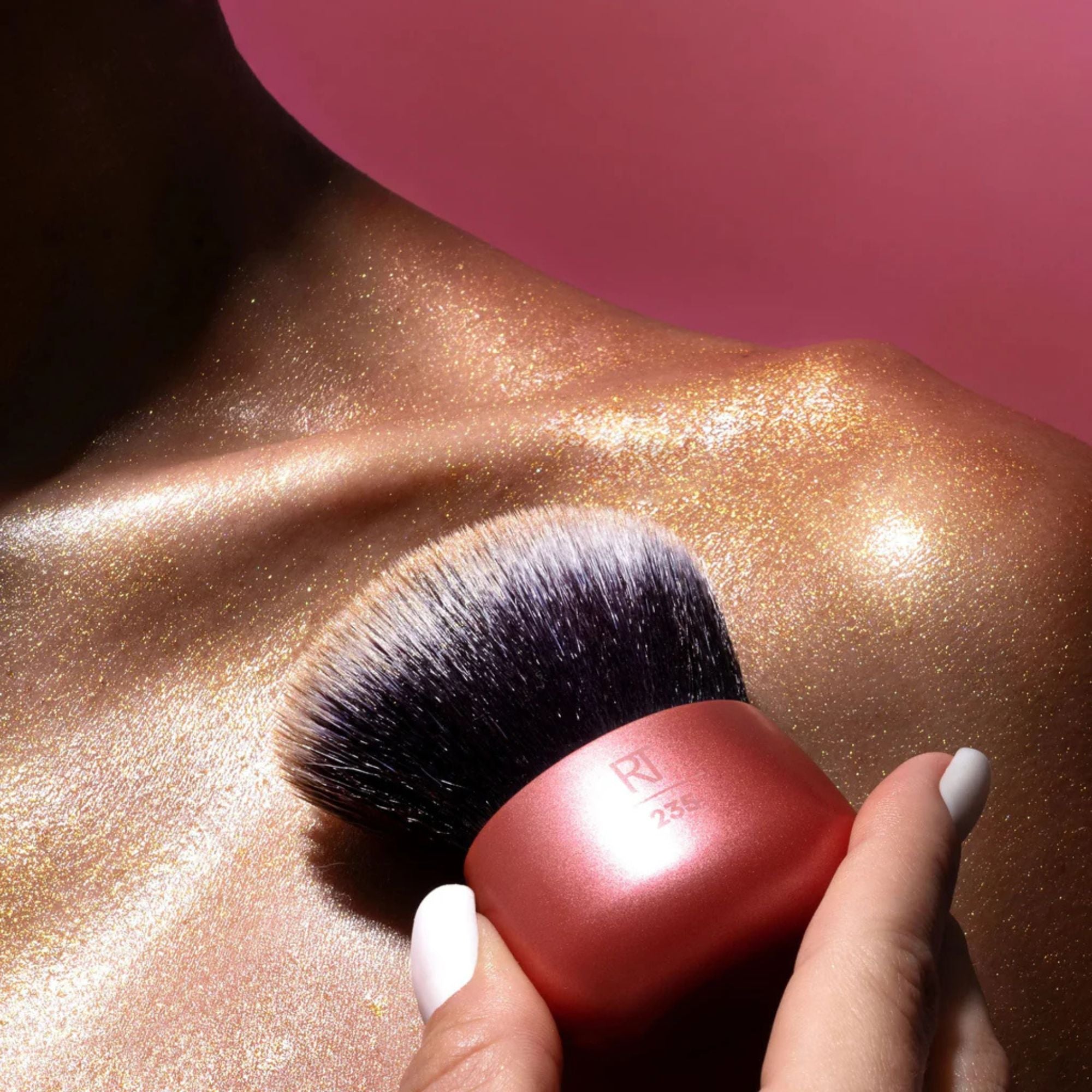 Real Techniques Foundation Kabuki Makeup Blender