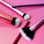 Real Techniques Artist Essentials Makeup Brush Set ingredients