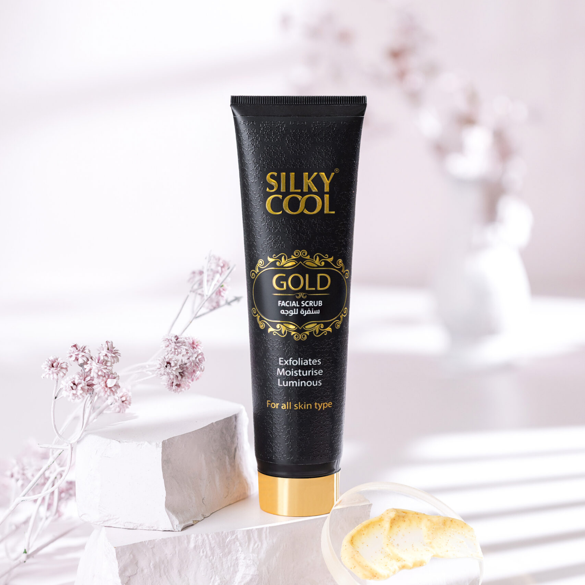 Silky Cool Gold Facial Scrub
