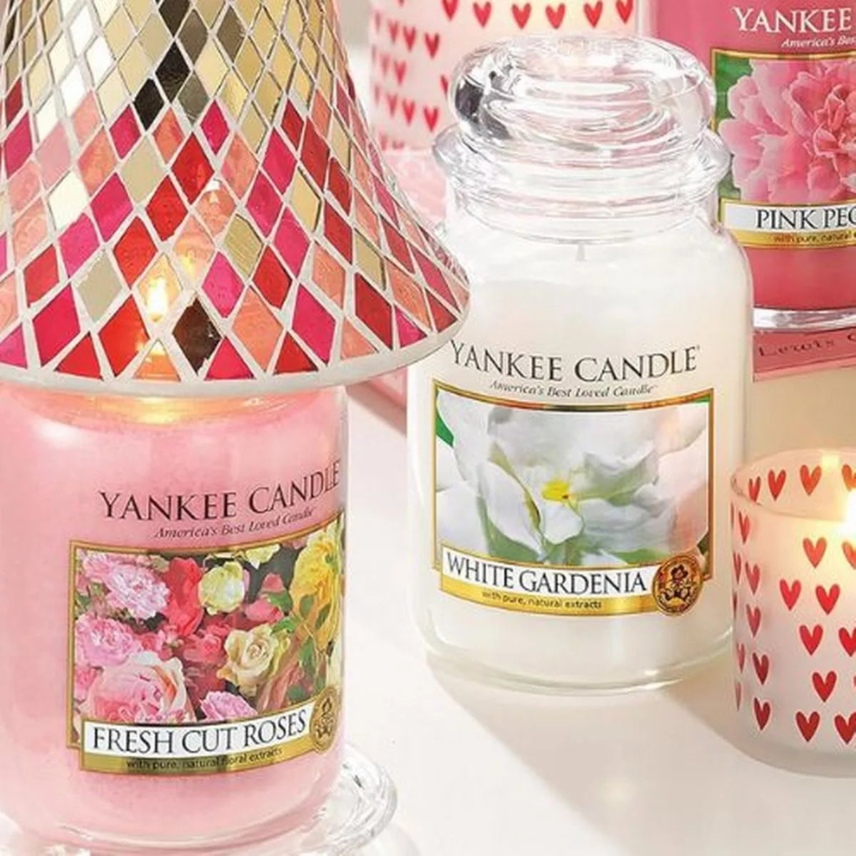 Yankee Fresh Cut Roses Scented Candle
