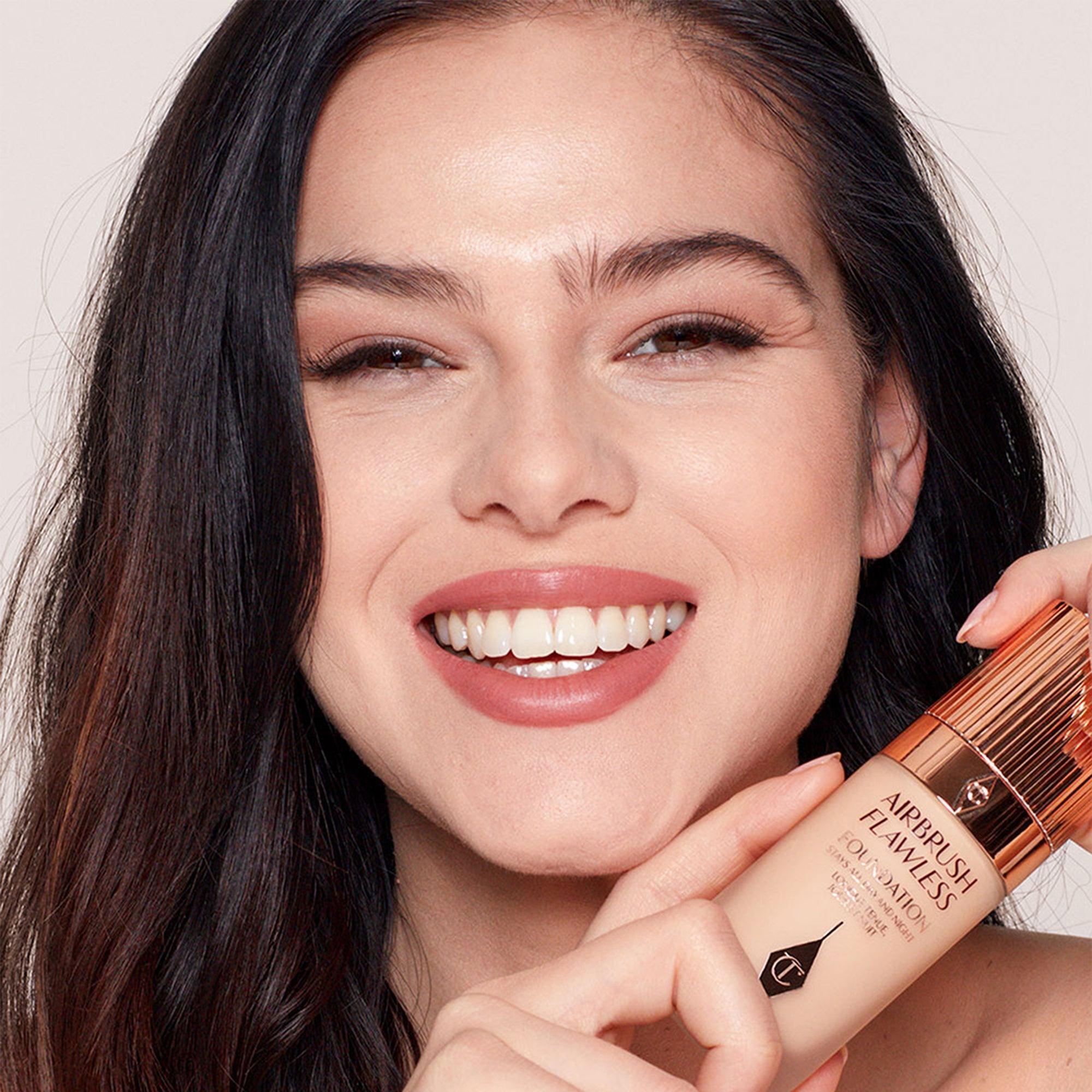 Charlotte Tilbury Airbrush Flawless Foundation 4W 30ml - TheSkinFit