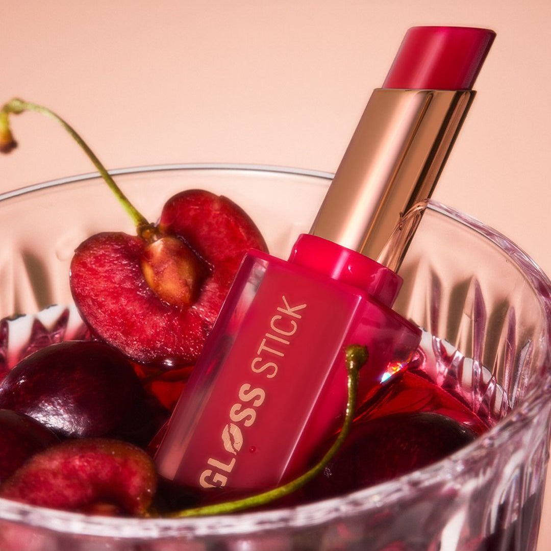 Revolution Pout Lip Gloss Stick cherry 3gm