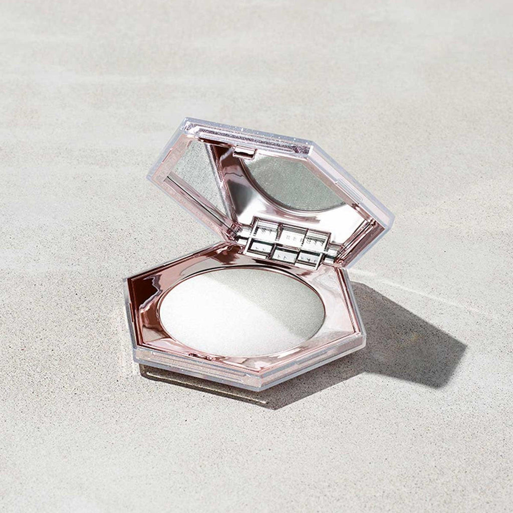 Fenty Beauty Diamond Bomb All-Over Diamond Veil How Many Carats?! 8gm - TheSkinFit