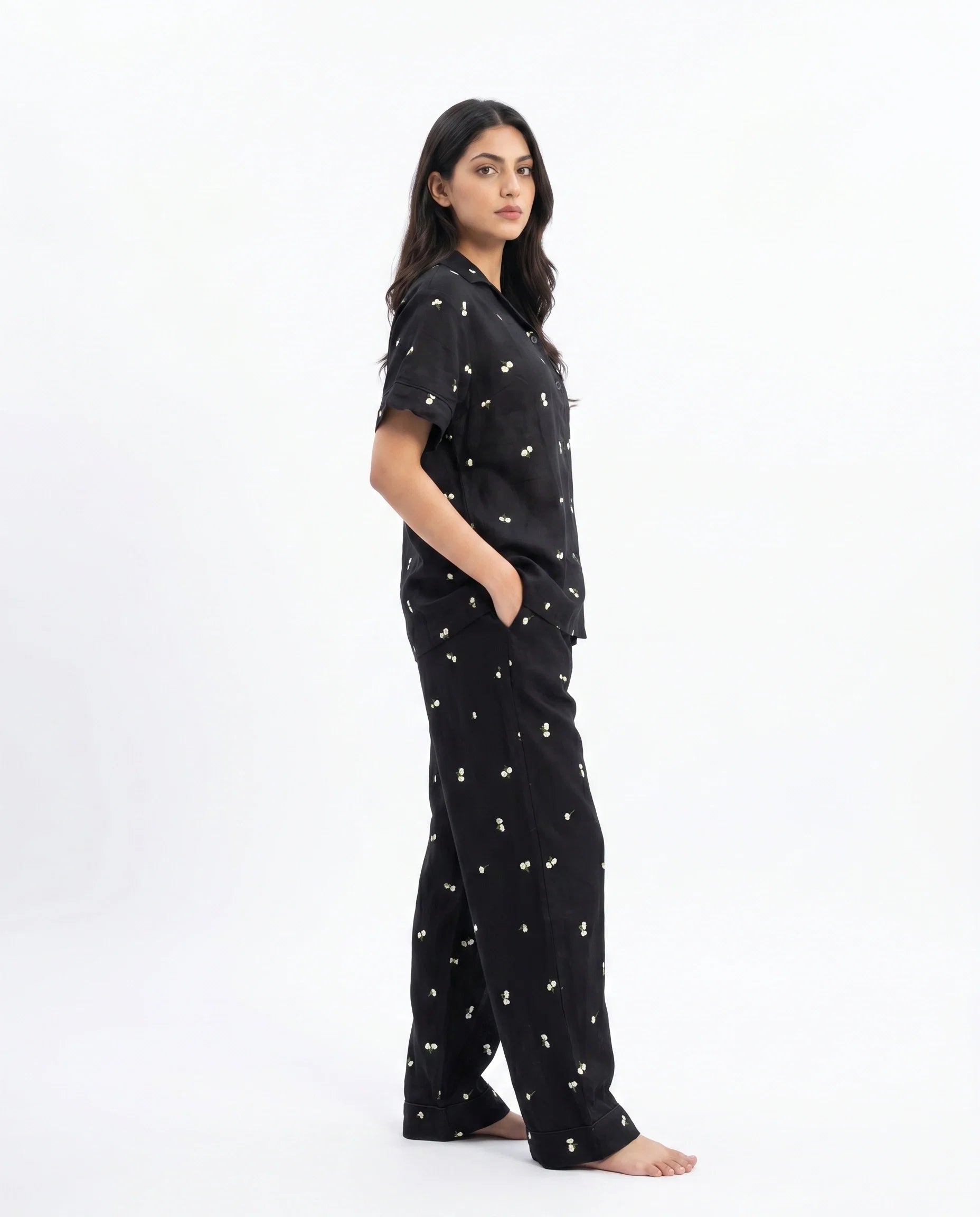Sajiero Linen Pajama Suit Moonlight Bloom Black