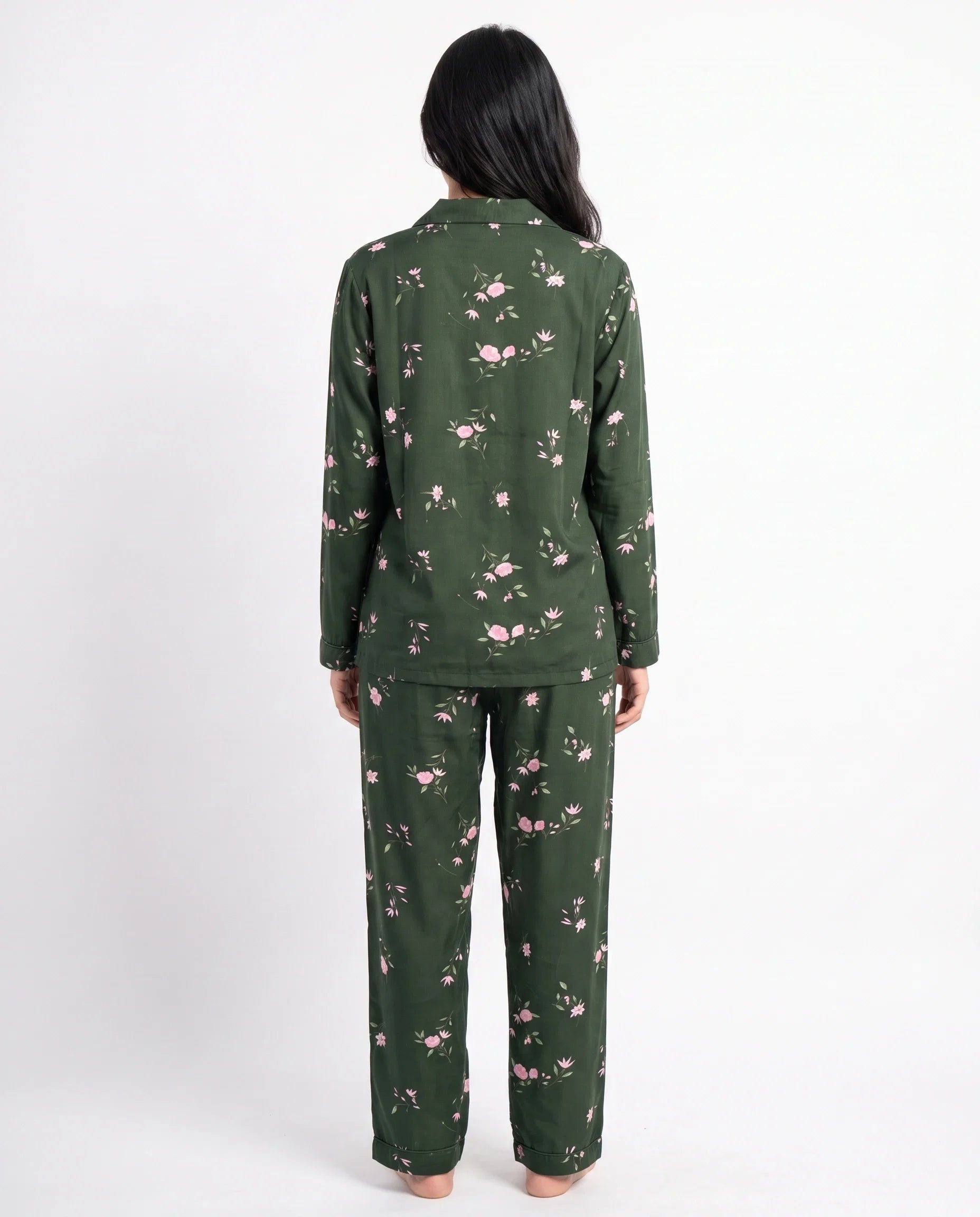 Sajiero Linen Pajama Suit Botanica