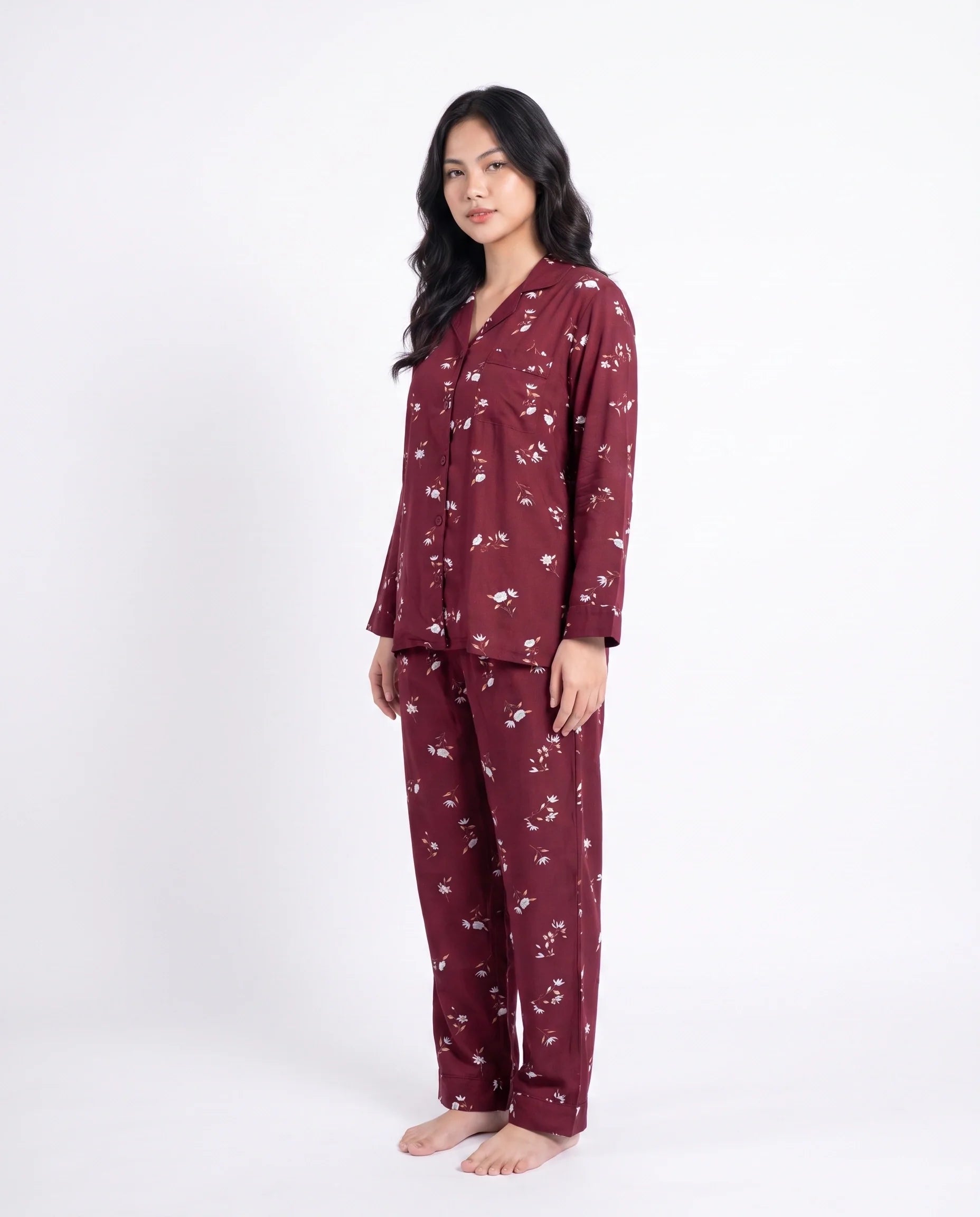 Sajiero Linen Pajama Suit Botanica