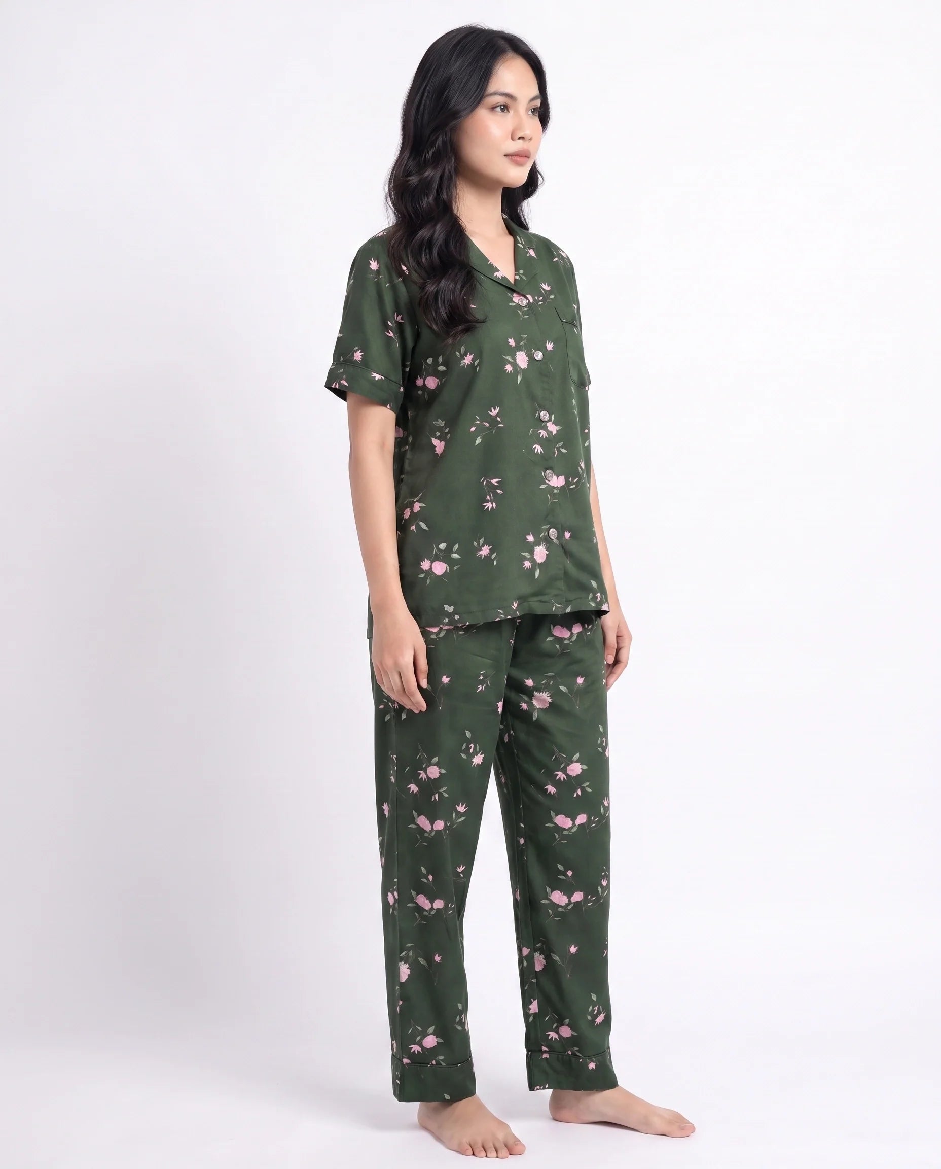 Sajiero Linen Pajama Suit Botanica