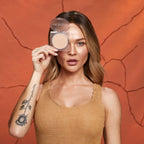 Huda Beauty GloWish Luminous Pressed Powder 03 Light 10gm - TheSkinFit