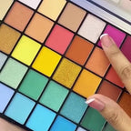 Revolution Maxi Reloaded Eyeshadow Palette Big Shot 60.75gm